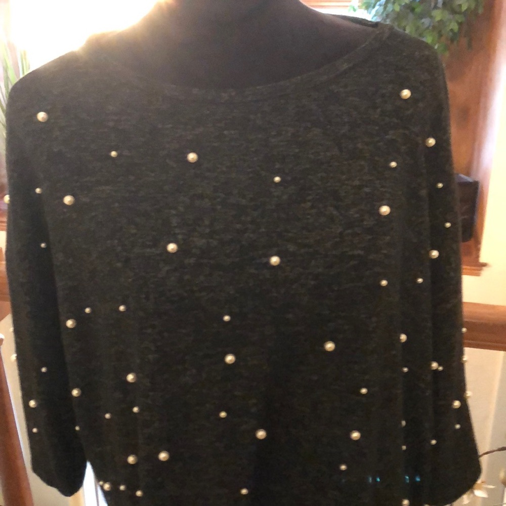 Chelsea & Theodore  grey and pearls lightweight sweater